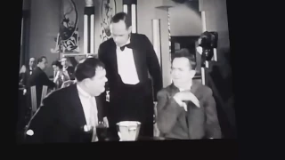 Laurel & Hardy's funniest clip EVER!! 😂