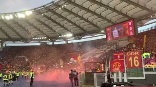 ROMA FANS CHANTING TAMMY ABRAHAMS NAME.BEAUTIFUL SCENES ❤️