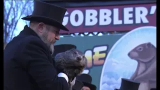 6 more weeks of winter: Punxsutawney Phil makes Groundhog Day prediction