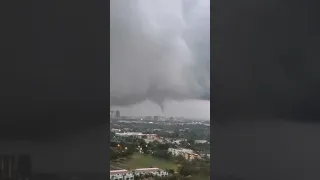 Tornado in Fort Lauderdale! Crazy Florida Weather!