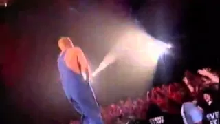 Eminem - Under the Influence (live)