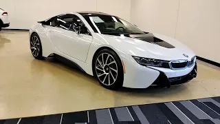 H0889 2016 BMW i8