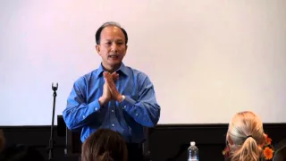 The Power of Your Divine - Master Chunyi Lin Demonstrates Qigong Healing