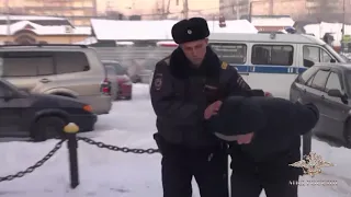 В Новосибирской области полицейские задержали подозреваемых в краже денег из банкомата