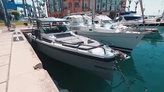 Axopar 37 speedboat