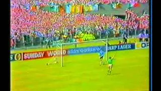 1989 (May 28) Republic of Ireland 2-Malta 0 (World Cup Qualifier).avi