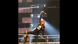 WWE SDLive Reaction Becky Lynch The Man Returns 11/27/18