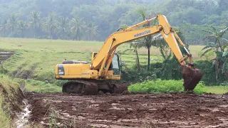 heavy equipment videos excavator komatsu pc200 - alat berat