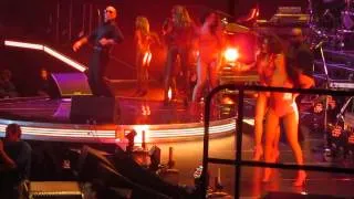 Pitbull - Fireball (Live in Boston)