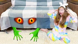 Polina wiht Monster under the bed stories