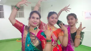 apsra aali natrang /Marathi songs/dance by Varsha,Avishka,Krishna/ choreography by Varsha Trivedi