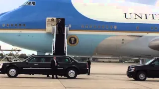 See President Obama land in Flint on Air Force One