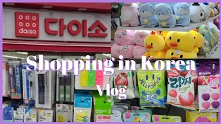 Shopping at DAISO | shop with me and haul🛍 | sanrio stationery🖍| cute and useful items!|korea vlog🇰🇷