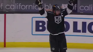 Anže Kopitar scores on the wraparound to bring the Kings within one of the Wild.