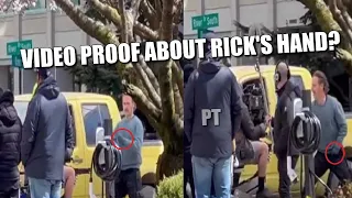 The Walking Dead Rick & Michonne Show Rick's Hand Theory Debunked - Video Proof About Rick's Hand?