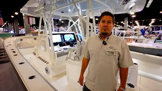 Seavee Boats Launches the 400Z at the Miami Boat Show (Full Walk-Through)