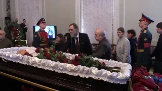 В Санкт-Петербурге простились с Жоресом Алферовым
