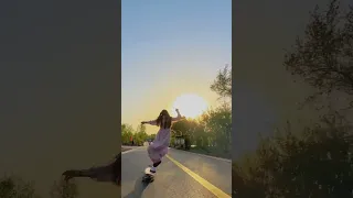 Longboard girls dancing in China Tiktok 小红书 快手 抖音 #longboardgirl #longboarding #longboardinggirls