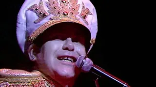 Elton John - The Bitch Is Back 1982