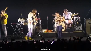 PARAMORE LIVE IN MANILA 2018 - MISERY BUSINESS DUET WITH FAN