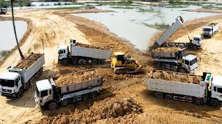 Excellent Show Action Extreme Bulldozer Shantui Dh17c2, Filling of Dump Truck Unloading Dirt at Work