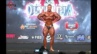 Chris Bumstead | 2022 Mr. Olympia Prejudging Routine