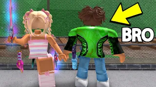 Teaching my NOOB BROTHER how to PLAY Roblox Murder Mystery 2!