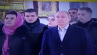 Путин принимал участие в крещенском купании на Селигере