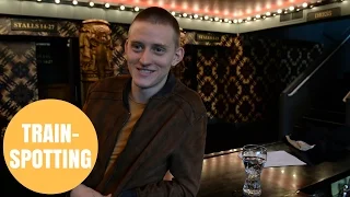 Actor Recreates trainspotting's iconic opening scene ahead of play