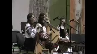 ЧОРНОМОРЕЦЬ, МАТІНКО Українська народна пісня YuMaVita  Bandura trio