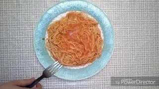 Spaghettis aux légumes mixés à la sauce tomate