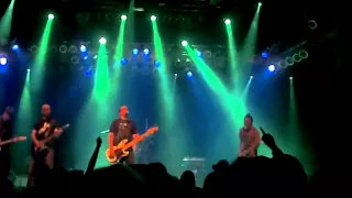 Pää Kii - Kalifornia dreaming (Live @ Tampere, Pakkahuone) 12/09/15