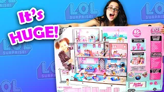 Should this be on your wishlist? - LOL Giant Doll House