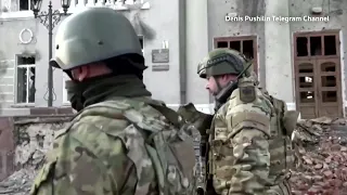 WARNING: GRAPHIC CONTENT - Ukraine clings to Bakhmut as Russia pounds front lines