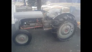 How to get your 4 cylinder gas tractor to start. (Ferguson TO-20)