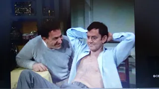 The Odd Couple S1E22 Oscar gets neck slapped