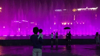 Super Wonderful Music Fountain in Shanghai China 上海超级精彩的音乐喷泉 宝贝TV