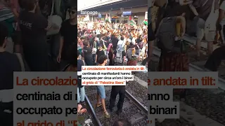 Corteo pro Palestina a Bologna, occupati binari della stazione: treni in ritardo