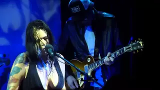 Beth Hart and Joe Bonamassa, guitarist extraordinaire,~I'll Take Care of You~