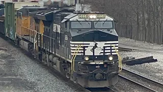 NS southbound mixed freight train Marion Ohio