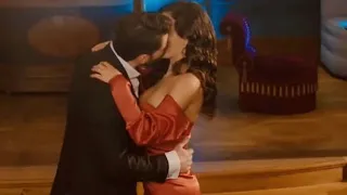 САМЫЙ РОМАНТИЧНЫЙ КЛИП ♥️😍 THE MOST ROMANTIC VIDEO 😍 Miran & Reyyan Hercai 39 Ветреный 39