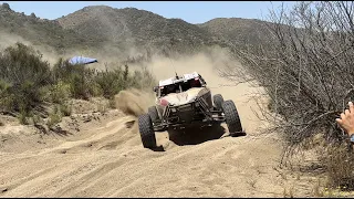 Baja 500 2023 clase #1064 para a cambiar una llanta ponchada por ORDR