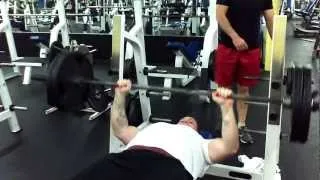 225 bench press tests 31 reps (210 b.w.)