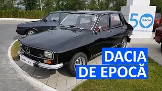 Mini-muzeu Dacia de epocă în fața uzinei Mioveni