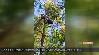 PARAPENDIO SOSPESO A 20 METRI FRA I RAMI DEGLI ALBERI, PILOTA IN SALVO | 31/10/2022