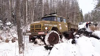 ЧЕМ ОПАСЕН ЗИЛ В БОЛОТЕ? Джиперы VS Военная техника. Jeep, Jimny, ЛУАЗ, УАЗ, Нива Бездорожье offroad