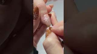 how to do those ❄️ nails #diynails #nails #gelnails ib: @heluviee 💞