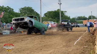 TRUCK TUG OF WAR KENTUCKY TRUCK TUGGERS PARIS KY