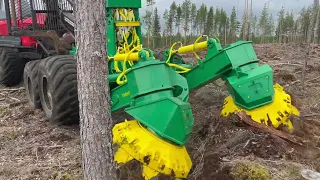 Работа Лесной фрезы (Дискового рыхлителя) Timbertrack TT-26М на Komatsu 875