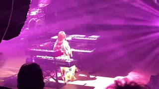 “Running Up that Hill / Bliss” - Tori Amos (The Orpheum Theater in Los Angeles, June 15, 2022)